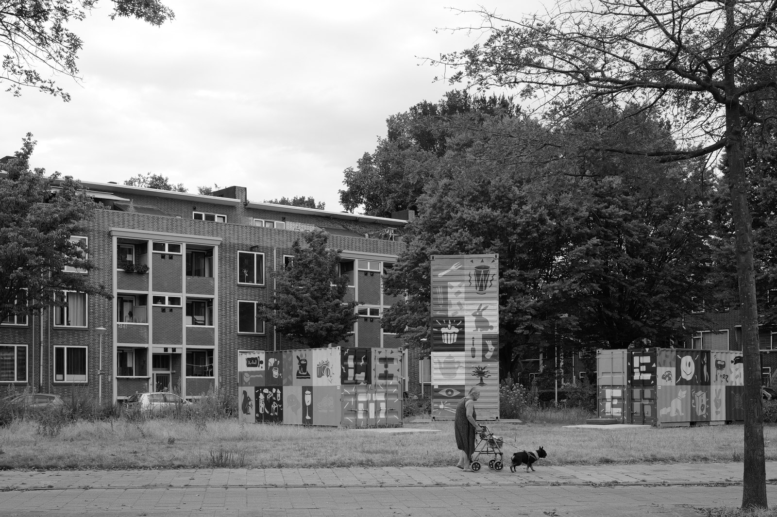 Immeubles residentiels anciens autour d'un espace vert, Eindhoven
