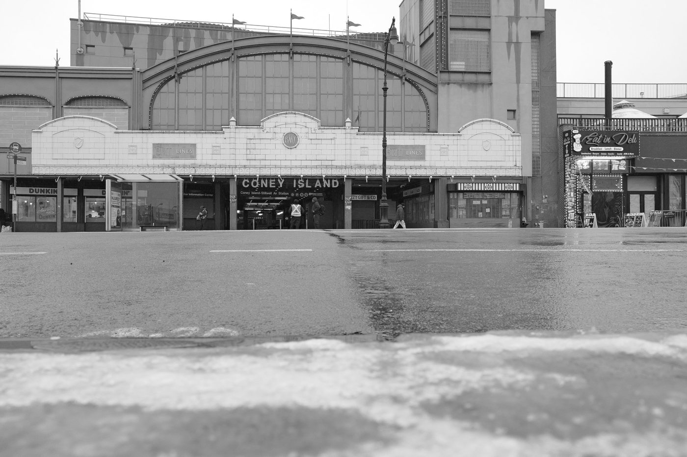Life scene at Coney Island, New York (photo 014)