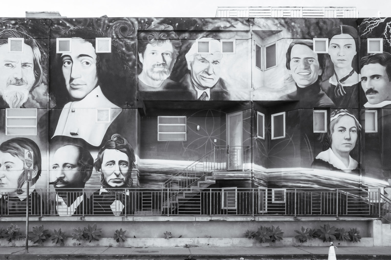 Mural depicting faces, Venice, Los Angeles