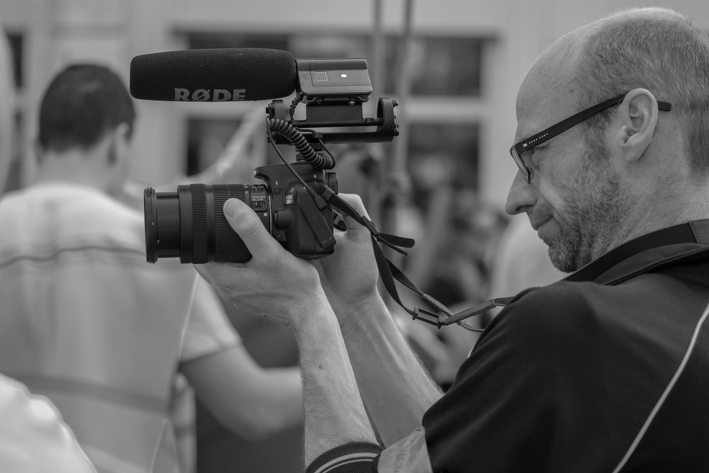 Photographer in action at the Zinneke Parade, Brussels (plate 023)