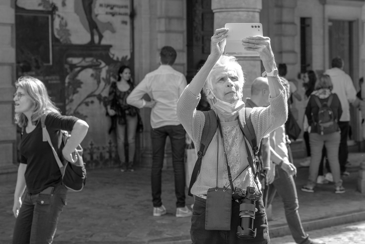 Photographer in action at the Zinneke Parade, Brussels (plate 098)