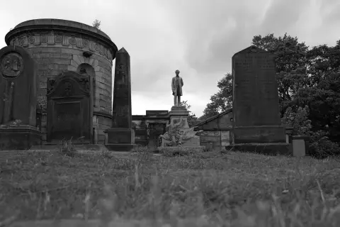 Old Calton Burial Ground, round mausoleum and statue, Edinburgh